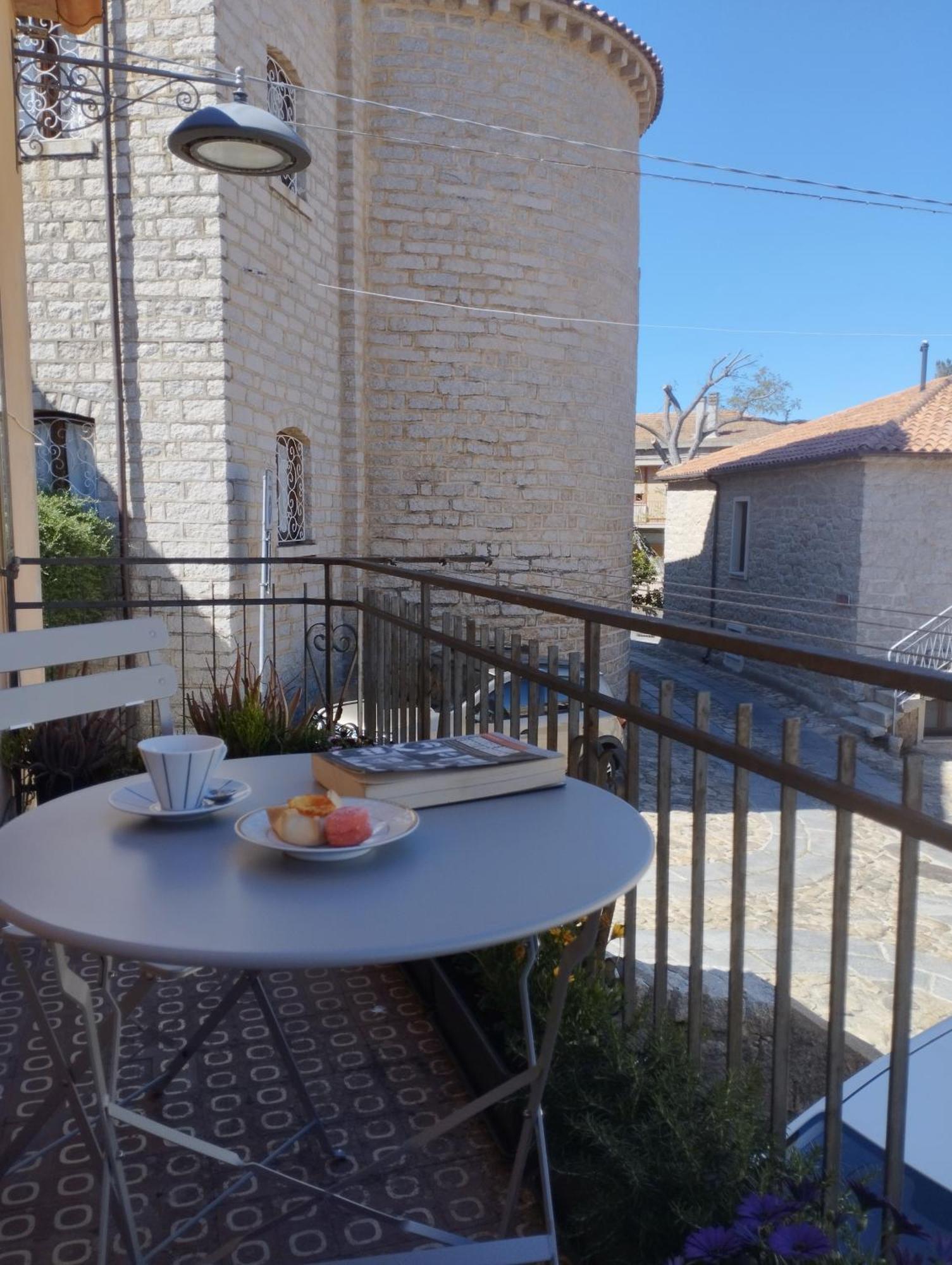 Casa Luisa Apartman Aggius Kültér fotó